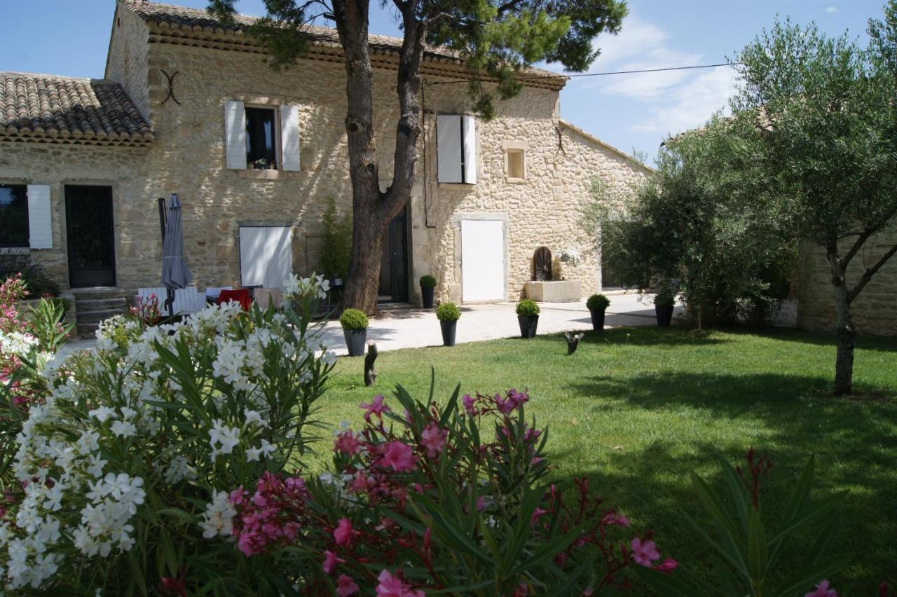 B&B Dans Mas En Pierres Robion en Luberon Exterior photo